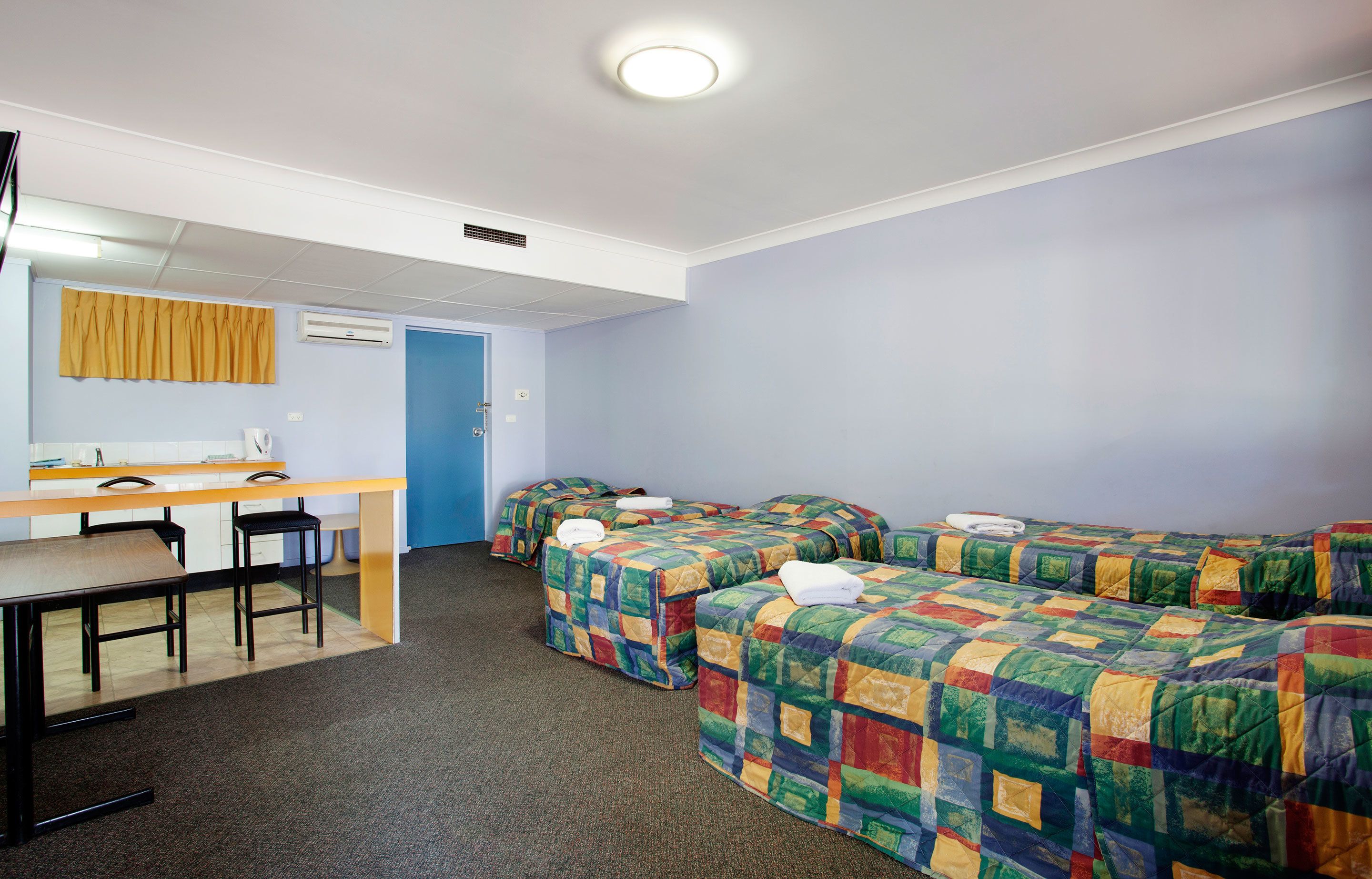 apartment, 1 bedroom | desk, iron/ironing board, free cots/infant beds, bed sheets