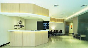 Reception - Pacific Express Hotel Central Market (Kuala Lumpur)