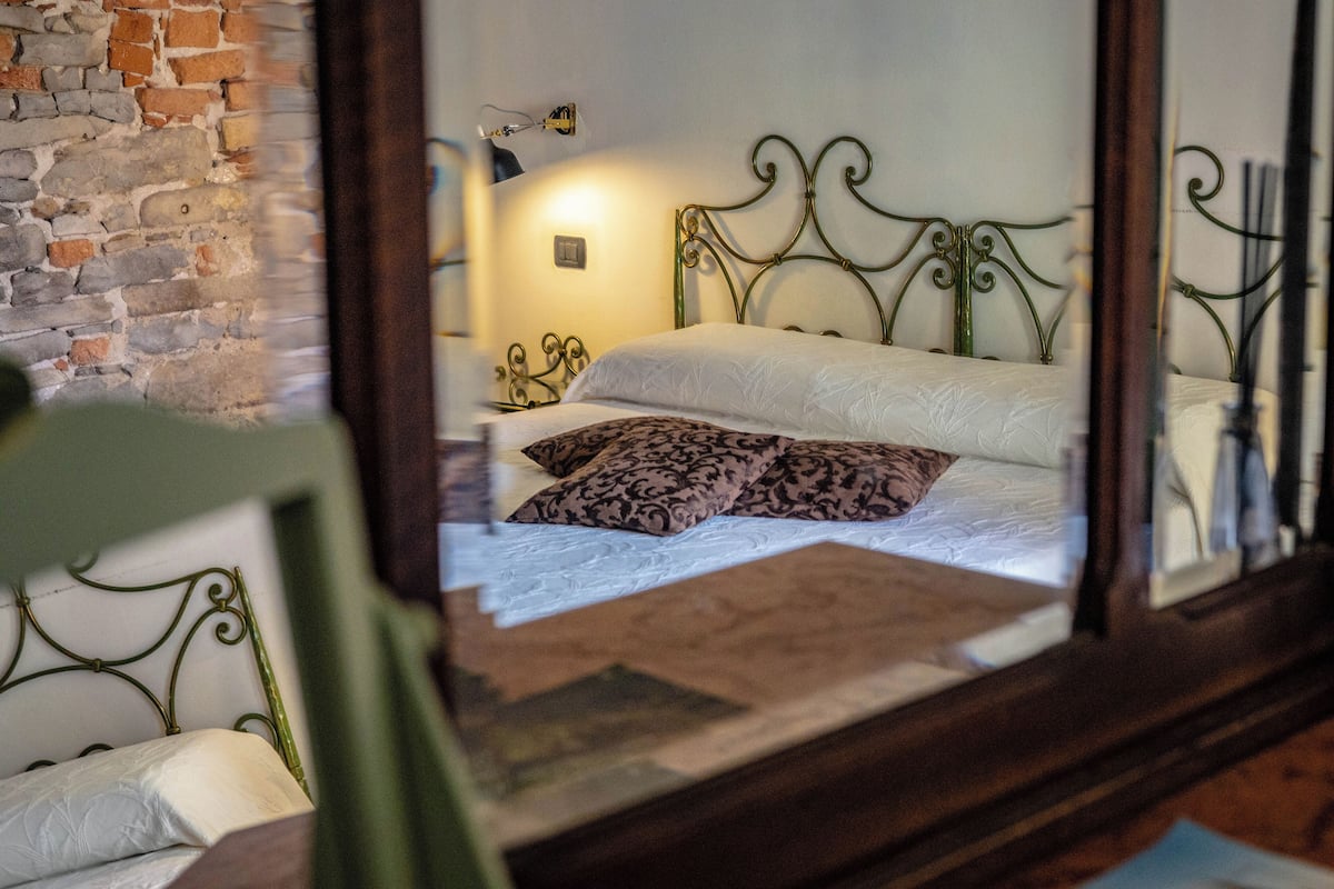 Chambre Confort Double ou avec lits jumeaux | Literie de qualité supérieure, couette en duvet d'oie