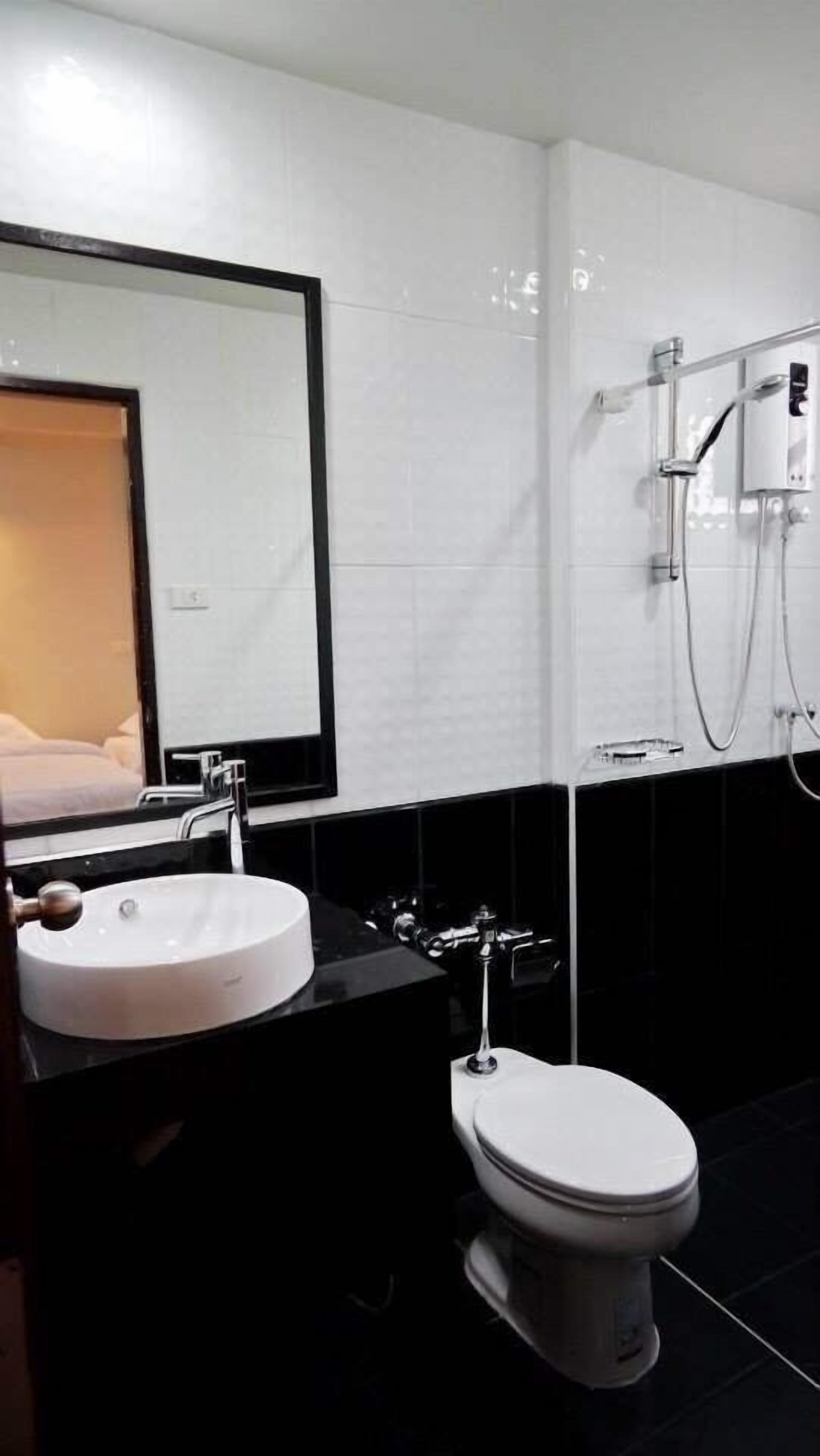 Foto - Basic Line Hotel @ Loikroh