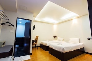 Caja de seguridad en la habitación, escritorio y wifi gratis