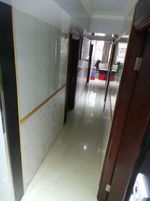 Lorong
