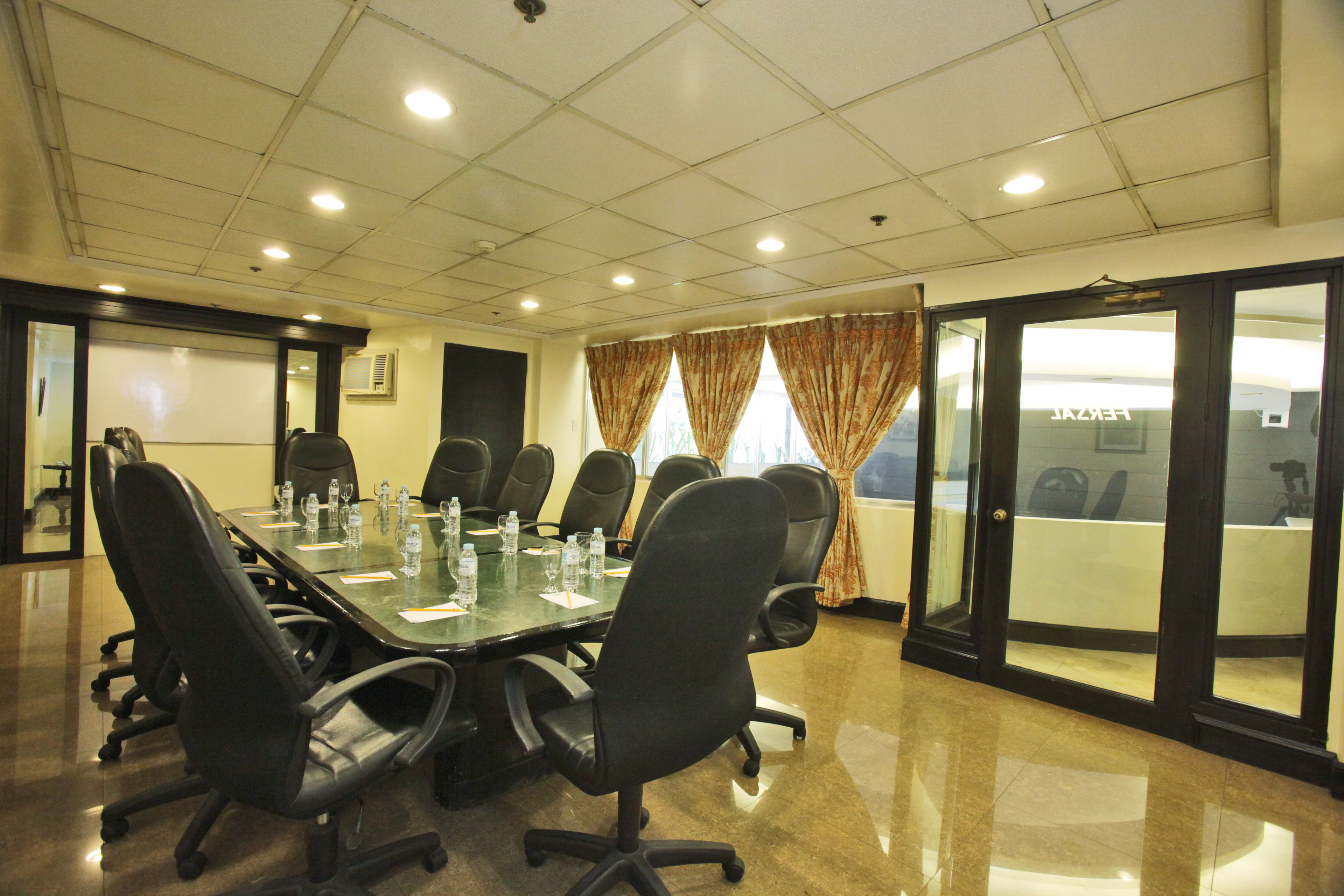 Foto - Fersal Hotel Malakas, Quezon City