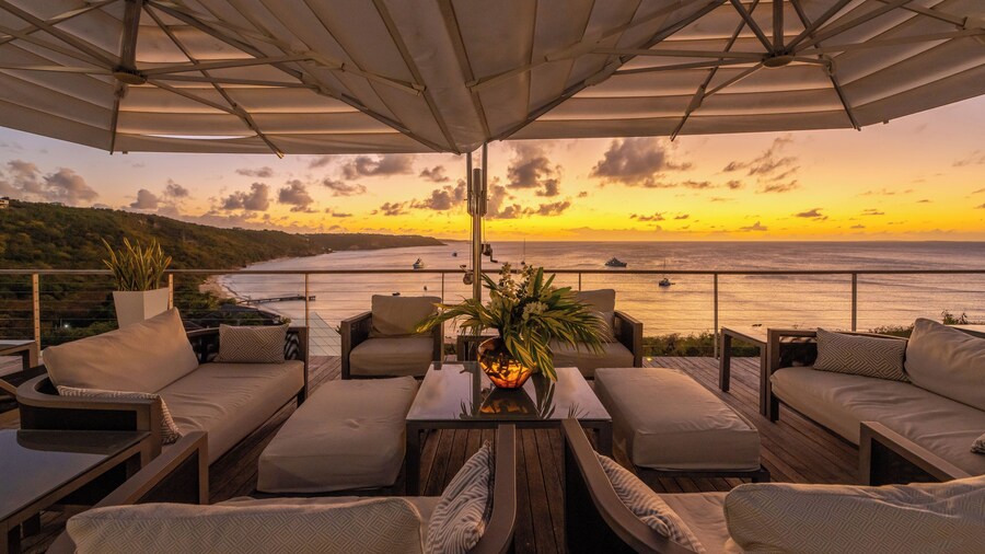 Ceblue Luxury Villas