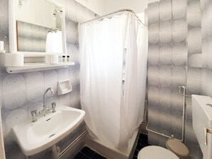 Double Room, Sea View | Bathroom