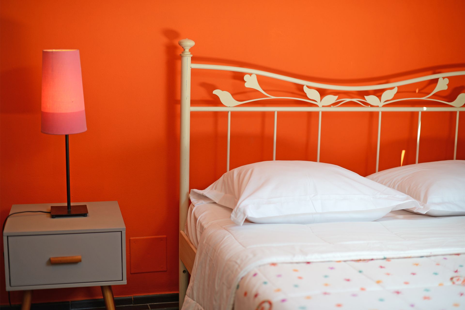 premium bedding, blackout curtains, cots/infant beds, rollaway beds