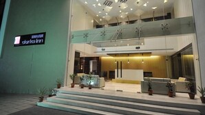 واجهة المنشأة