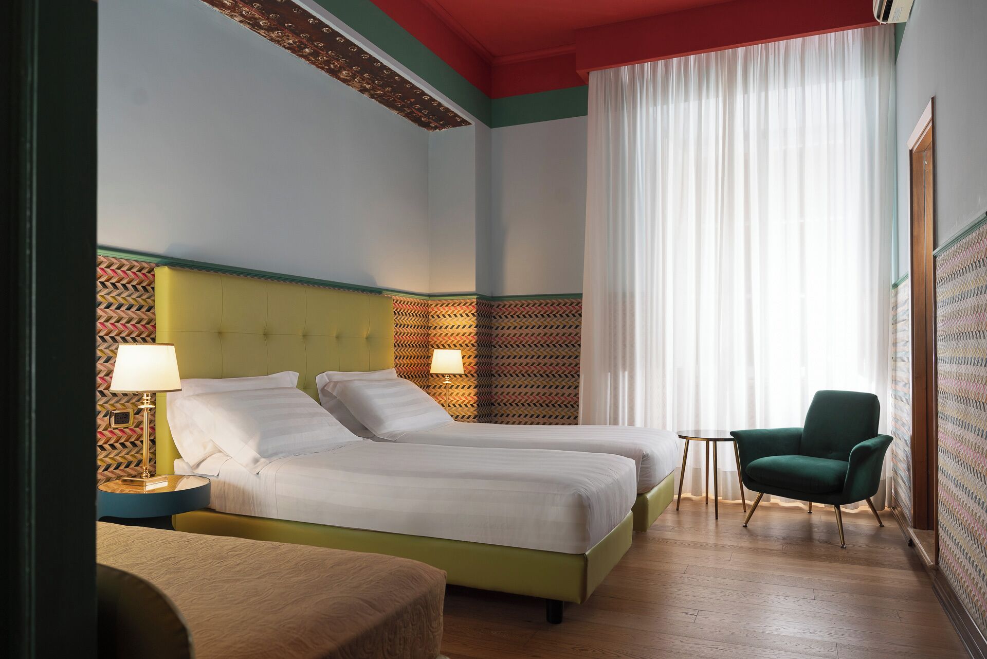 deluxe triple room | 1 bedroom, premium bedding, down duvets, pillow-top beds