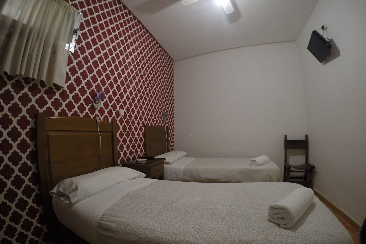 Basic Triple Room, Private Bathroom | Down comforters, desk, blackout drapes, iron/ironing board (on request)
