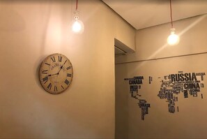 Lobby - Hostal MYD Los Perales (Madrid)