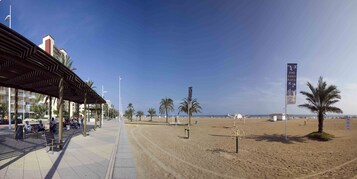 Una playa cerca