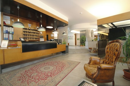 Recepção. Hotel Salieri