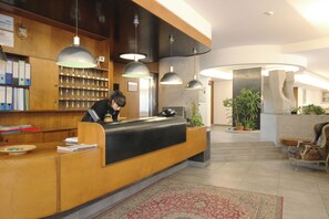 Reception - Hotel Salieri (Legnago)