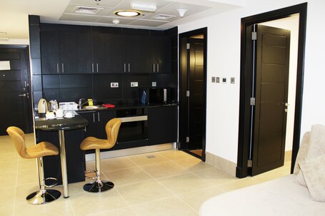 Al Diar Sawa Hotel Apartments - Image 5