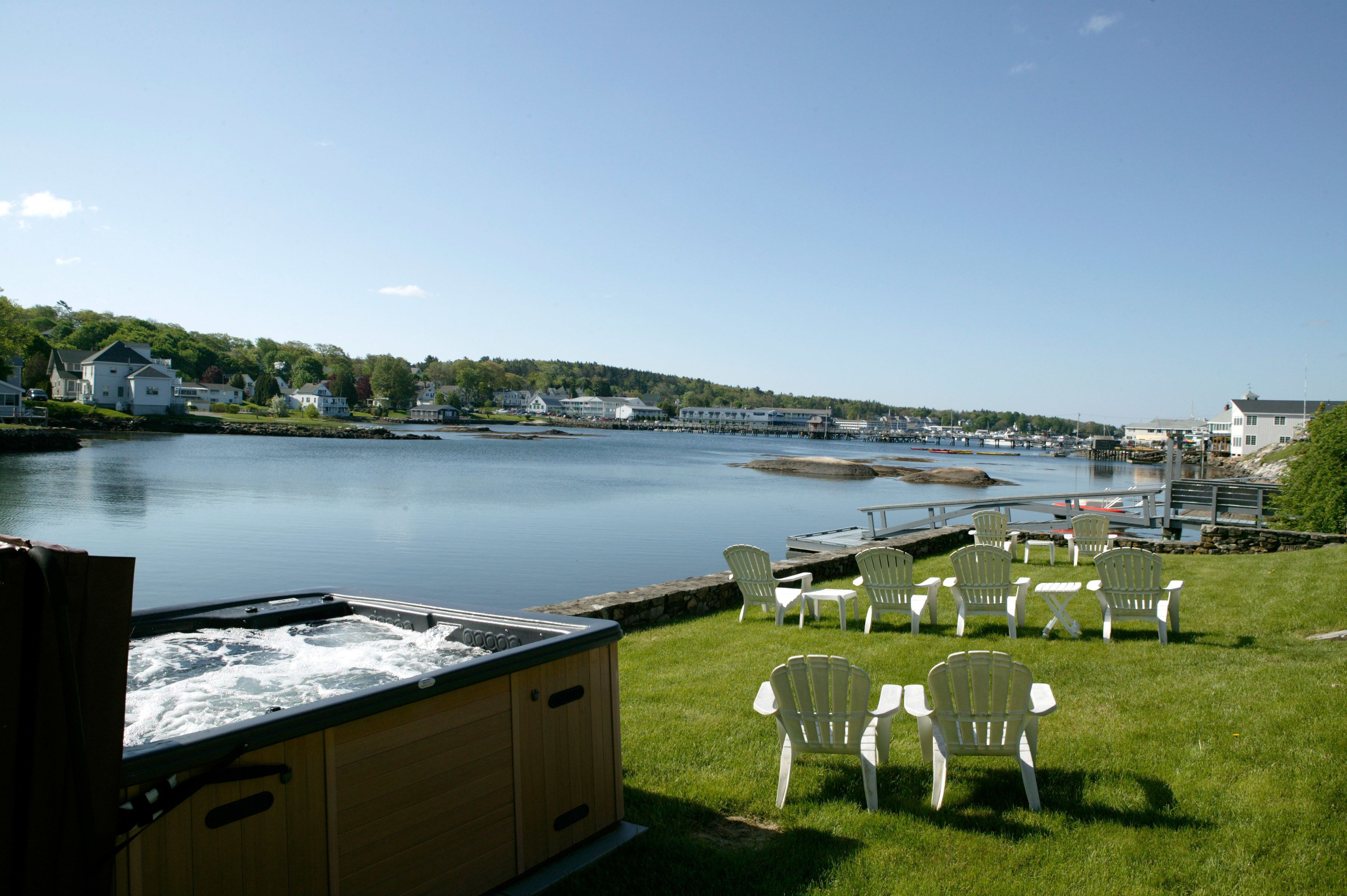 مغطس سبا خارجي