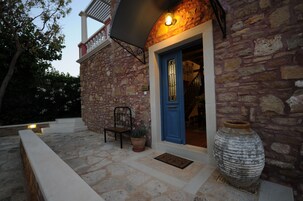 Family Duplex, 3 Bedrooms, Non Smoking | Terrace/patio