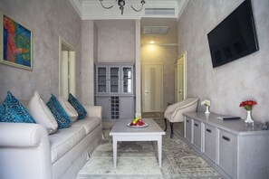 Living area - Ribas Duke Boutique Hotel (Odesa)
