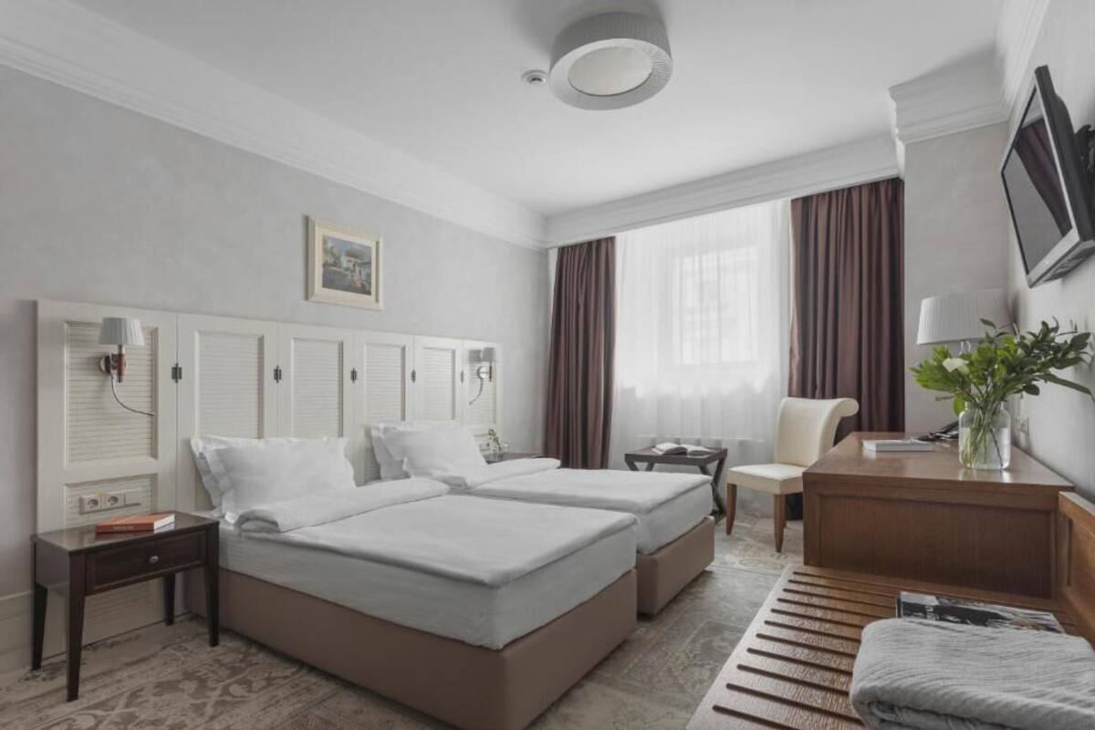 Ropa de cama hipoalergénica y minibar