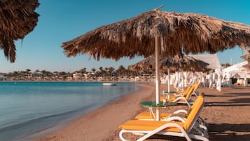 Beach nearby, beach shuttle, sun-loungers, beach umbrellas