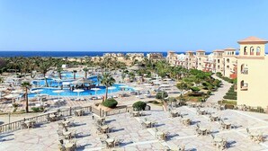Indoor pool, 3 outdoor pools, pool umbrellas, pool loungers - The Three Corners Pensée Beach Resort (MARSA ALAMA- RED SEA)