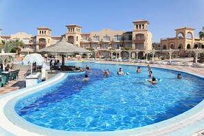 Indoor pool, 3 outdoor pools, pool umbrellas, sun loungers - The Three Corners Pensée Beach Resort (MARSA ALAMA- RED SEA)