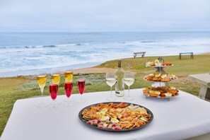 Food and drink - First Group Desert Rose (Henties Bay)