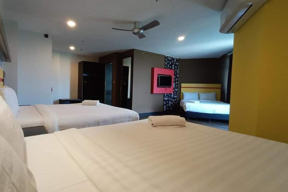 In-room safe, desk, blackout drapes, WiFi (free)