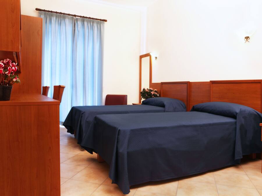 In-room safe, free cots/infant beds, free WiFi, bed sheets