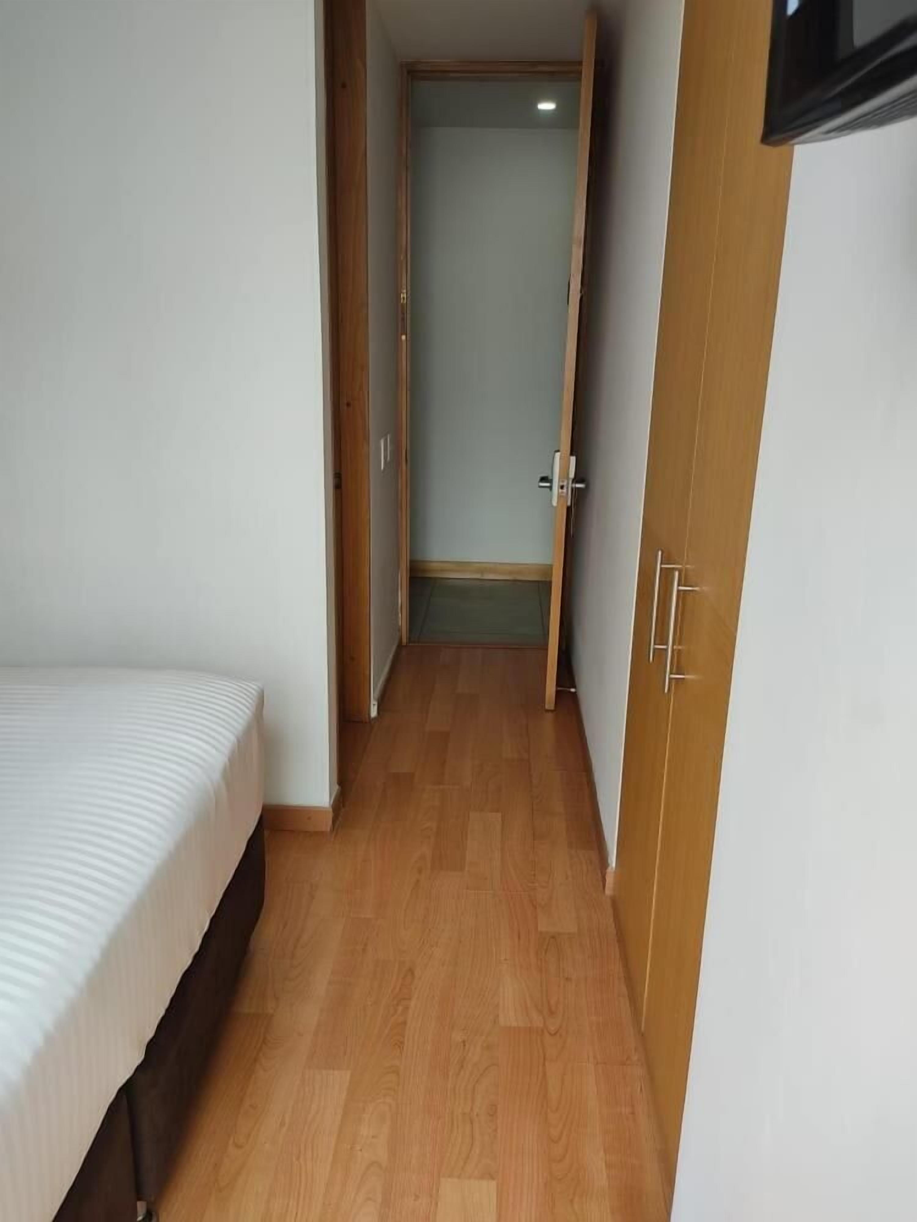 1 bedroom, premium bedding, in-room safe, free wifi