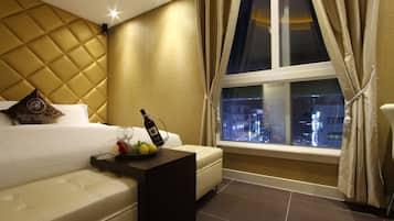 Habitación doble estándar | Escritorio, wifi gratis y ropa de cama