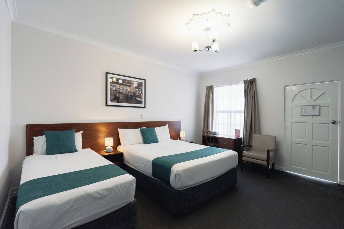 standard twin room | desk, iron/ironing board, rollaway beds, free wifi