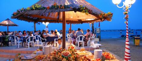 Private beach, sun-loungers, beach umbrellas, beach volleyball