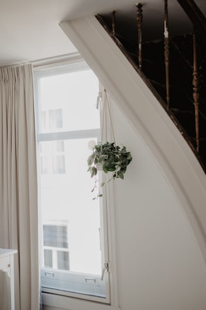 Quarto casal, 1 cama de casal | Cofres nos quartos, individualmente decorados