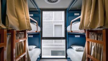 20 Schlafzimmer, Allergikerbettwaren, VerdunkelungsvorhÀnge