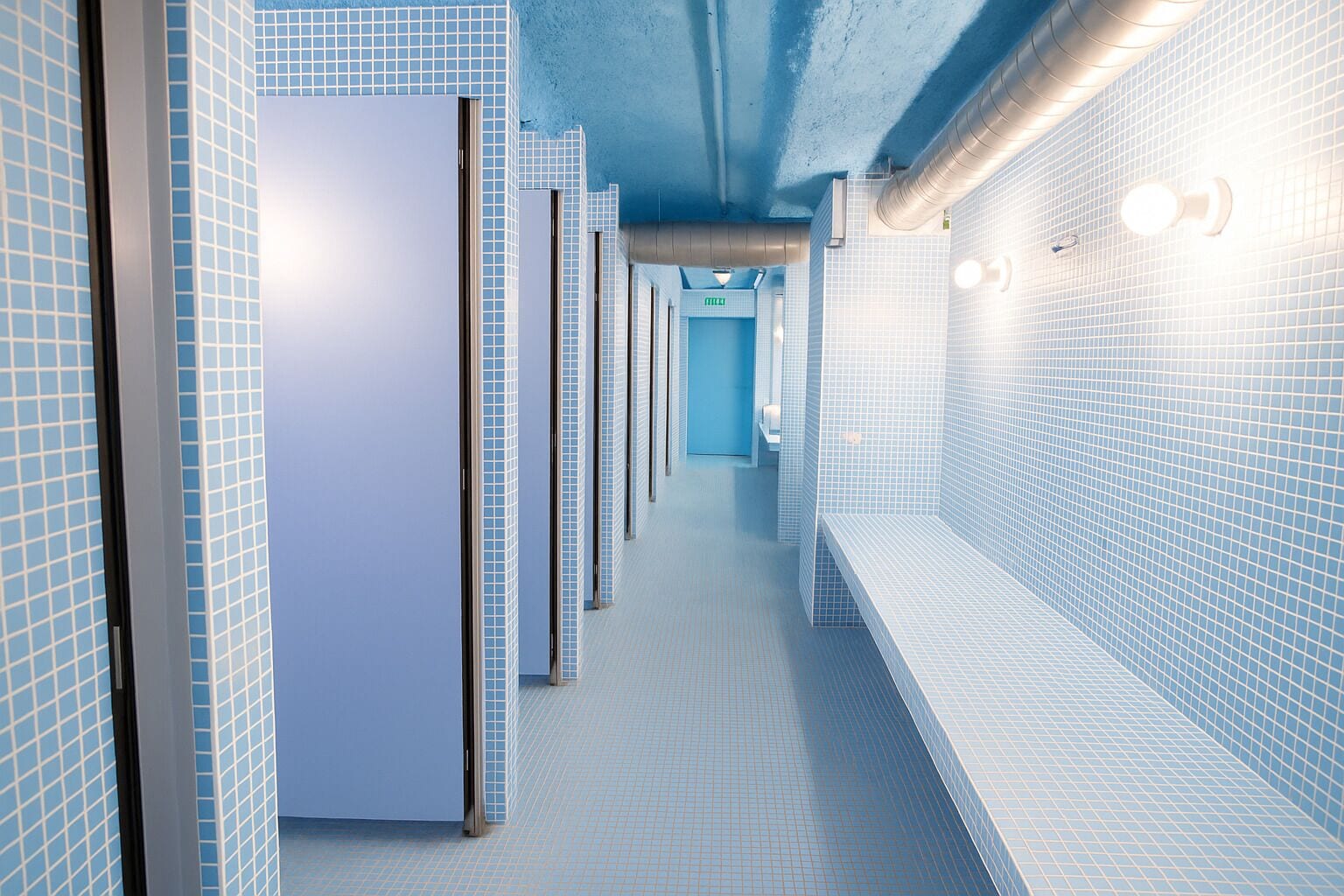 20 bedrooms, hypo-allergenic bedding, blackout drapes, free WiFi