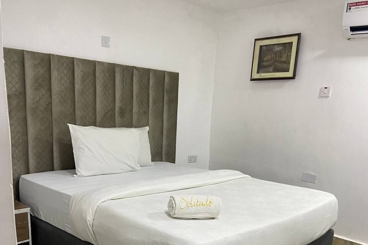 Standard Room | Minibar, in-room safe, WiFi (free)