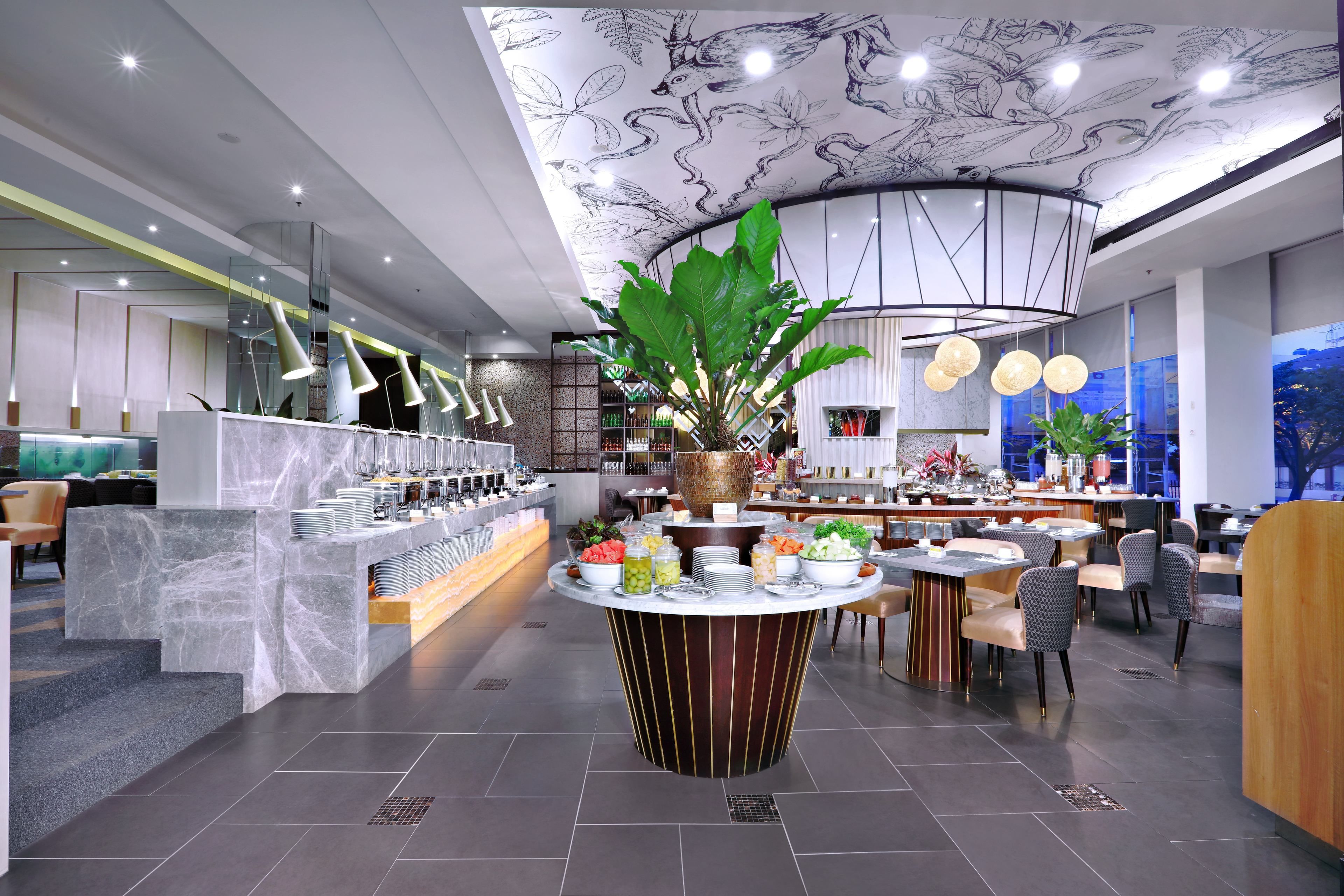 daily buffet breakfast (idr 211750 per person)