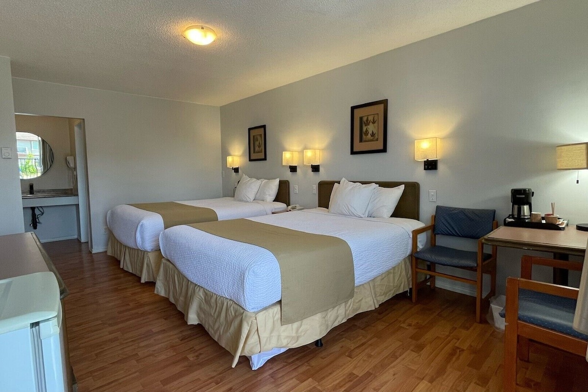 Standard Oda, 2 Yatak Odası | Odada kasa, masa, ücretsiz kablosuz İnternet, çarşaf takımı