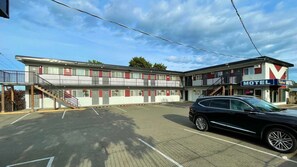 施設の正面