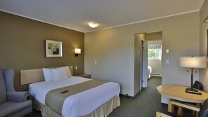 Standard Room, 2 Bedrooms | In-room safe, desk, free WiFi, bed sheets - Diplomat Motel (Nanaimo)