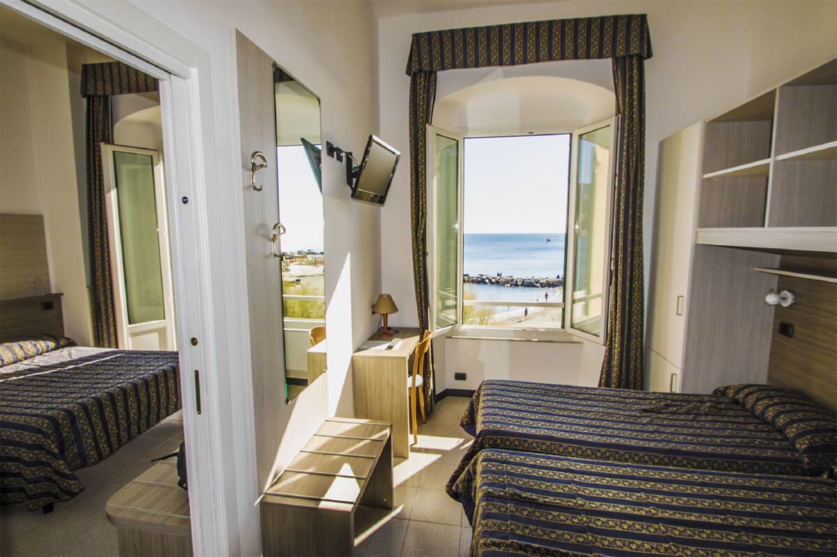 in-room safe, desk, free wifi, bed sheets