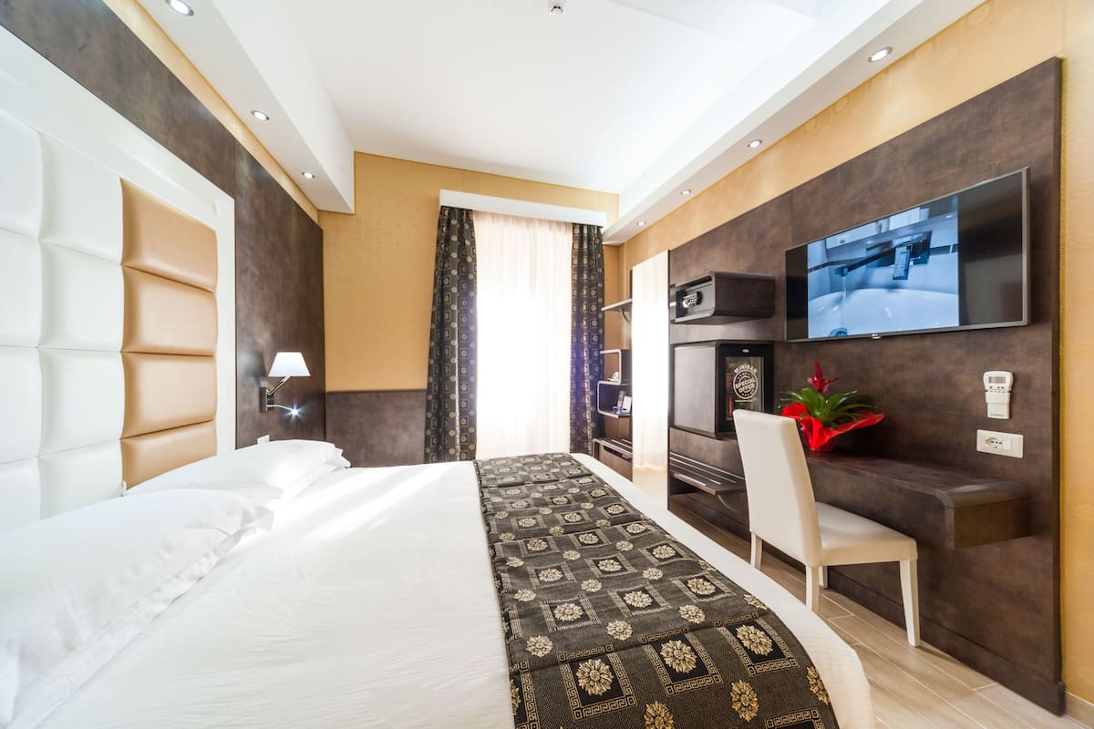 Luxe beddengoed, donsdekens, bedden met traagschuimmatrassen