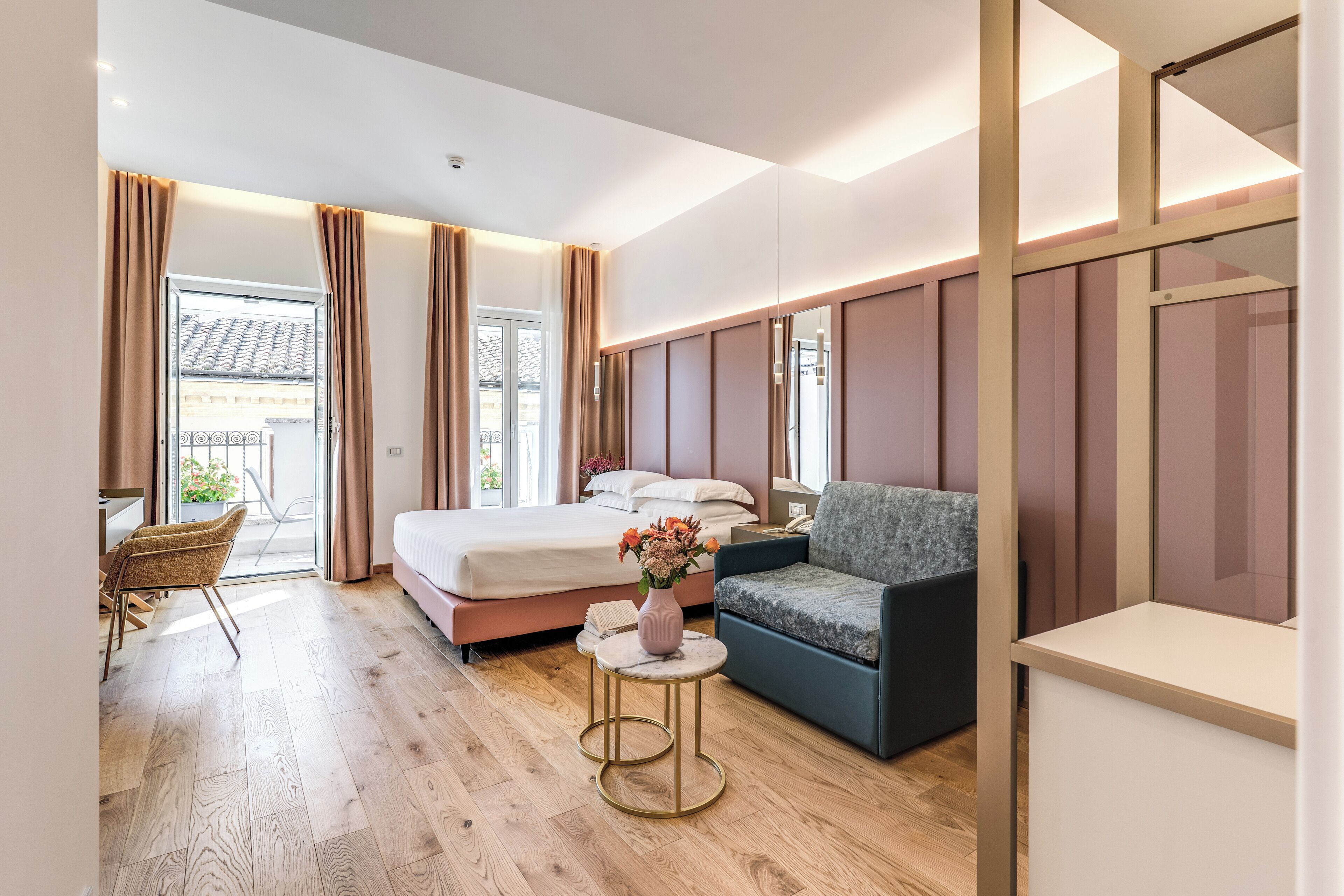 Junior Suite with Balcony | Ruang tamu