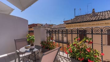 Junior Suite with Balcony | Balcony