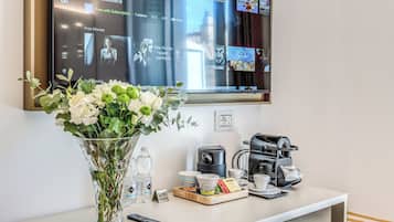 Deluxe Double Room, Balcony, City View | Premium bedding, down comforters, memory foam beds, minibar