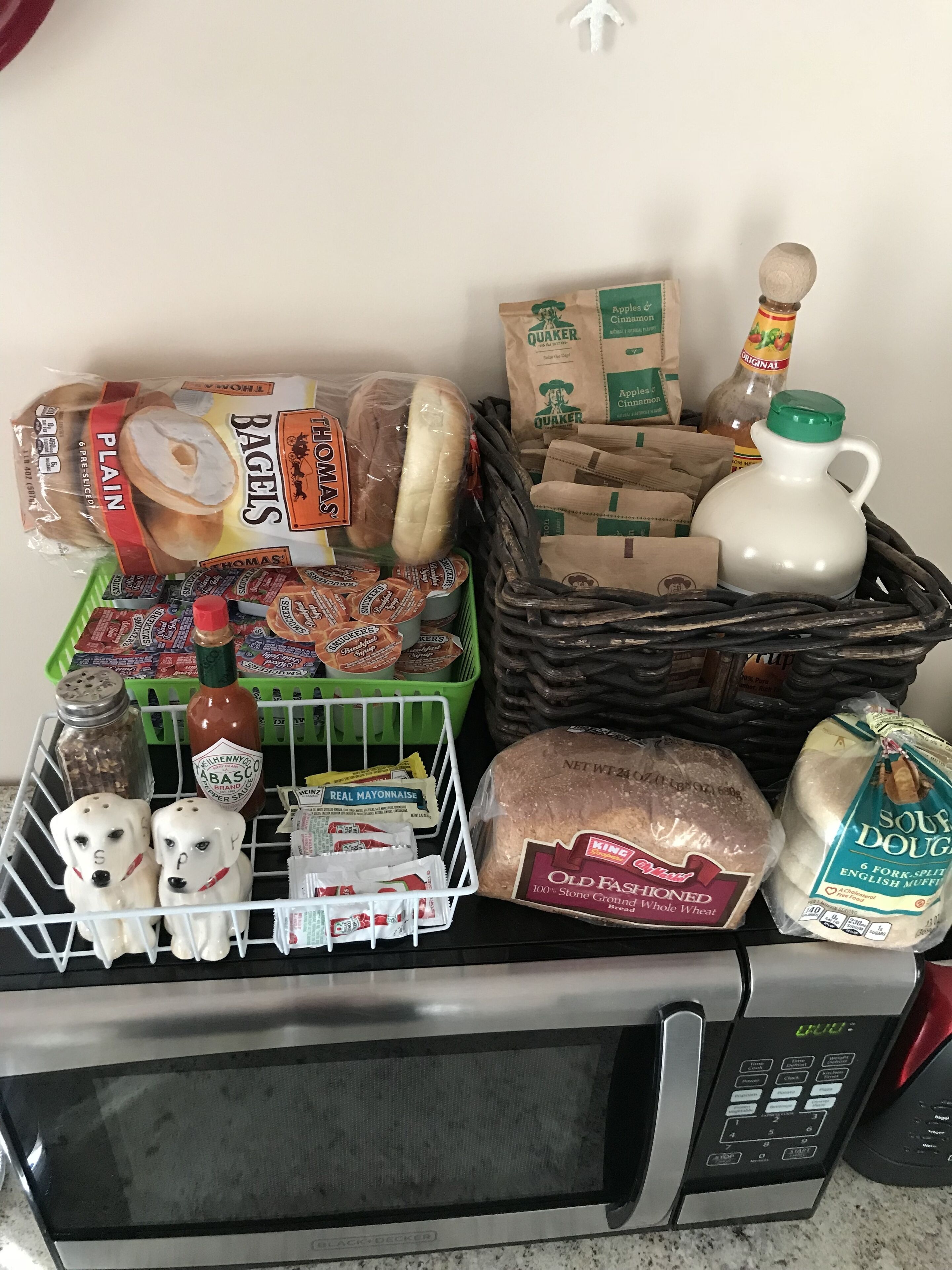 T ägliches kontinentales Frühstück gegen Gebühr