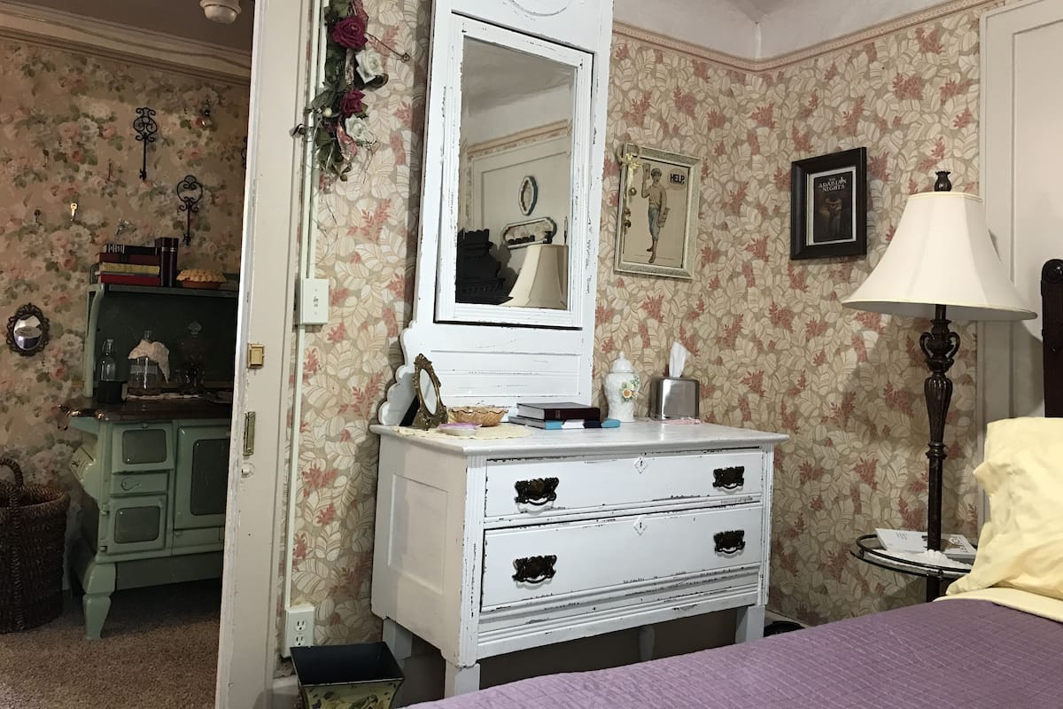 Double Room, Garden View | Premium bedding, WiFi (free), individually decorated