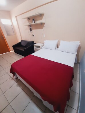 Estudio Deluxe, 1 cama matrimonial (Double) | Cortinas blackout y ropa de cama 