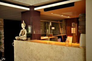 热水浴缸、身体护理、热石按摩、运动按摩、面部护理、指（趾）甲修剪和护理