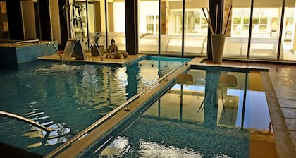 Rayentray Grand Hotel